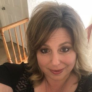 Meet your Posher, Nancy laauwe